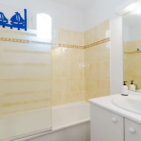 4 Pieces Avec Piscine Privee, Jardin, Garage, 7 Couchages, Narbonne-plage, Proche Commerces - Fr-1-409-21 Villa Narbona