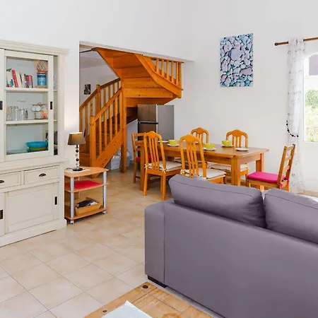 Villa 4 Pieces Avec Piscine Privee, Jardin, Garage, 7 Couchages, Narbonne-plage, Proche Commerces - Fr-1-409-21 *