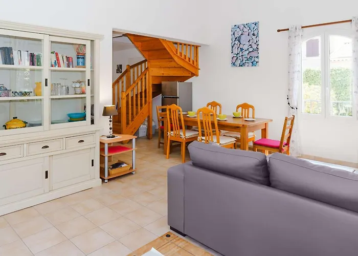 Βίλα 4 Pieces Avec Piscine Privee, Jardin, Garage, 7 Couchages, Narbonne-plage, Proche Commerces - Fr-1-409-21 *